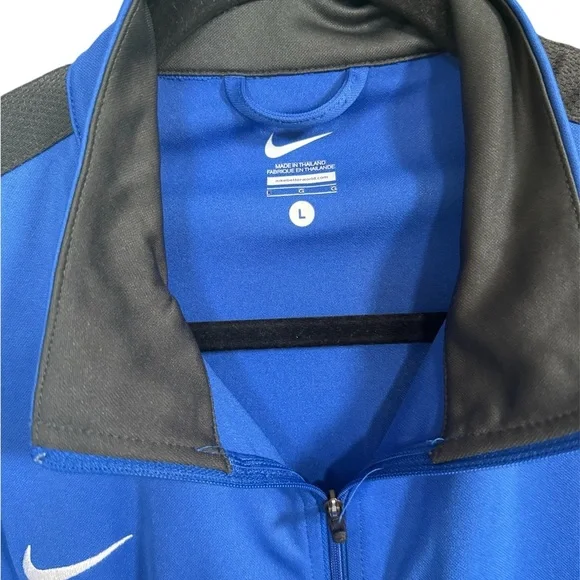 Nike Men's Blue Zip Up Jacket - Picture 4 of 5